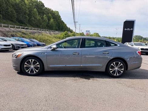 Used 2018 Buick LaCrosse Premium w/ Driver Confidence Package #2 AWD/4WD image 4