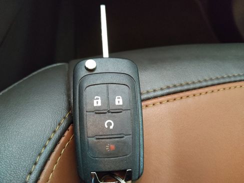 Used 2014 Buick Encore Leather FWD image 32