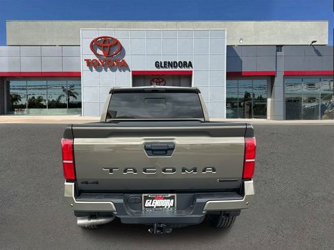 New 2026 Toyota Tacoma TRD Off-Road AWD/4WD image 4