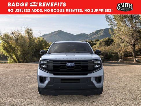 New 2025 Ford Expedition Active AWD/4WD image 7