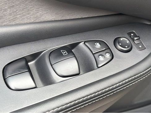 Used 2020 Nissan Murano S w/ Technology Package FWD image 5