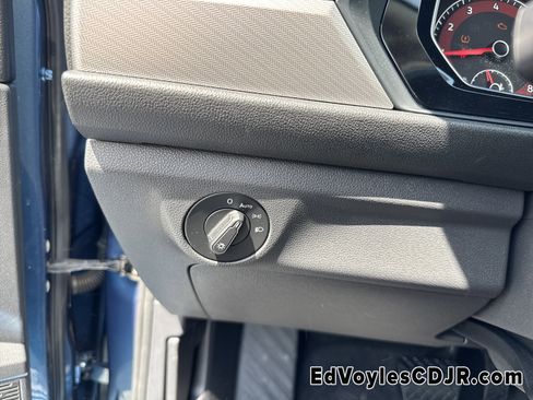 Used 2020 Volkswagen Jetta S w/ Driver Assistance Package image 36