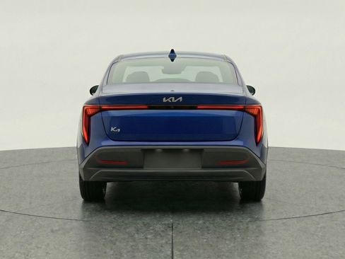 Used 2025 Kia K4 LXS image 7