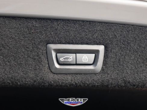 Used 2018 BMW 750i xDrive image 53