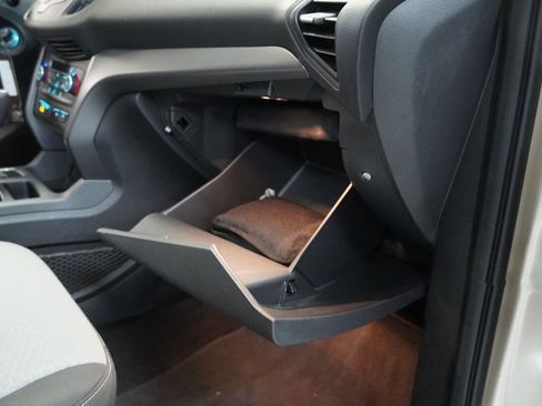 Used 2017 Ford Escape SE image 36