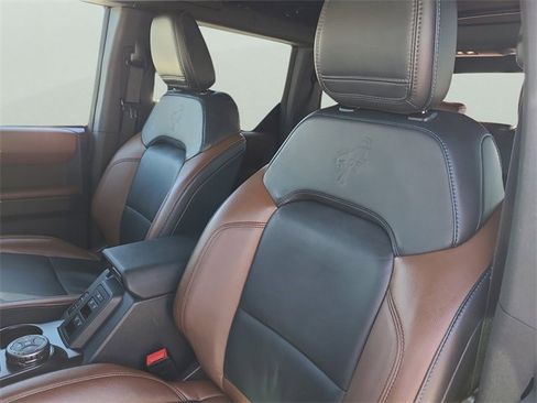 Used 2023 Ford Bronco Outer Banks image 22