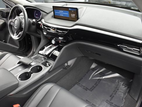 Used 2023 Acura MDX SH-AWD image 7