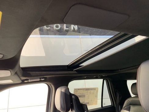 New 2026 Lincoln Navigator Black Label AWD/4WD image 20