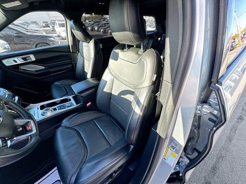 Used 2020 Ford Explorer ST w/ Premium Technology Package image 20