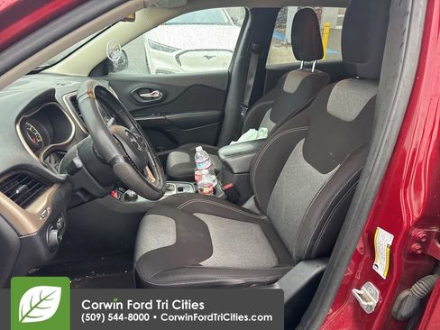 Used 2014 Jeep Cherokee Latitude w/ Trailer Tow Group image 5