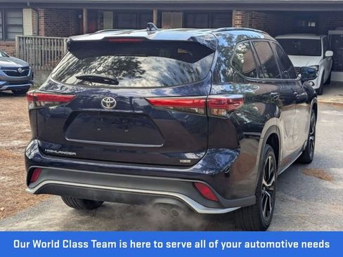 Used 2022 Toyota Highlander XSE image 3