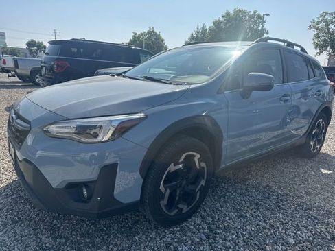 Used 2022 Subaru Crosstrek 2.5i Limited w/ Moonroof Package 2 AWD/4WD image 1
