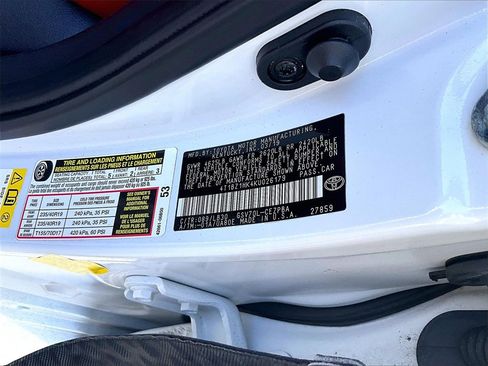 Used 2019 Toyota Camry XSE image 30