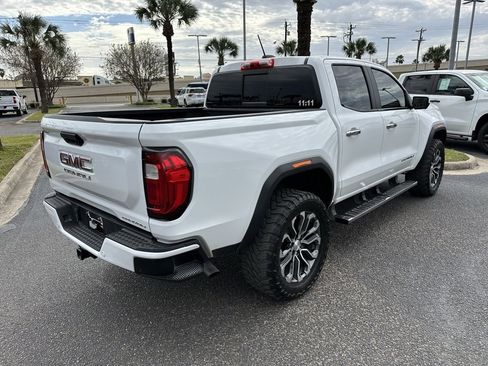 Used 2023 GMC Canyon Denali image 6
