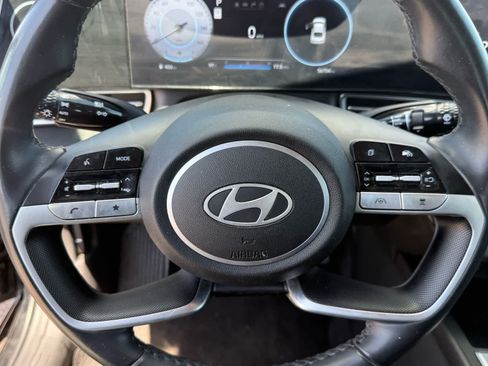 Used 2024 Hyundai Elantra Limited FWD image 19