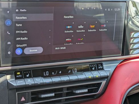 Used 2025 Toyota Camry XSE FWD image 14