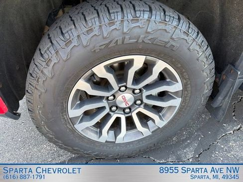 Used 2021 GMC Sierra 1500 AT4 w/ AT4 Premium Package AWD/4WD image 10