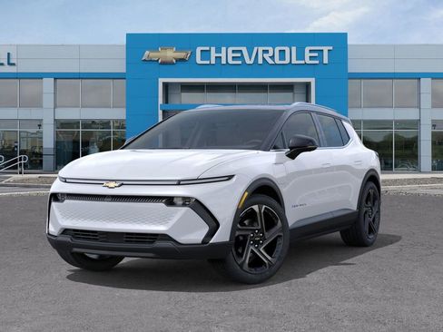 New 2026 Chevrolet Equinox EV LT w/ Convenience Package II image 12