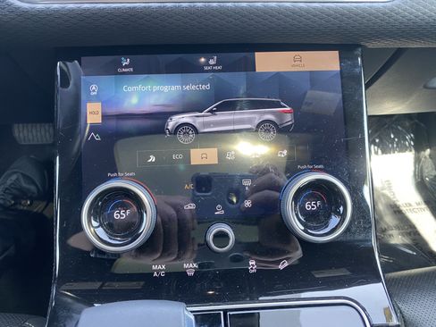 Used 2021 Land Rover Range Rover Velar S image 23