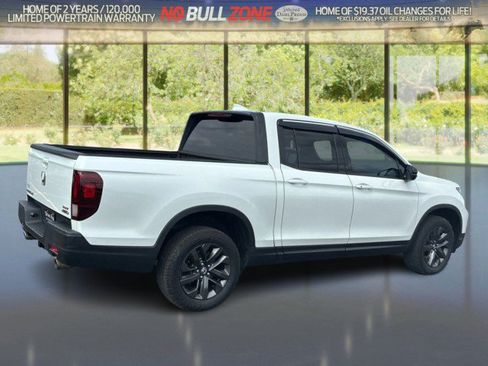 Used 2021 Honda Ridgeline Sport image 5