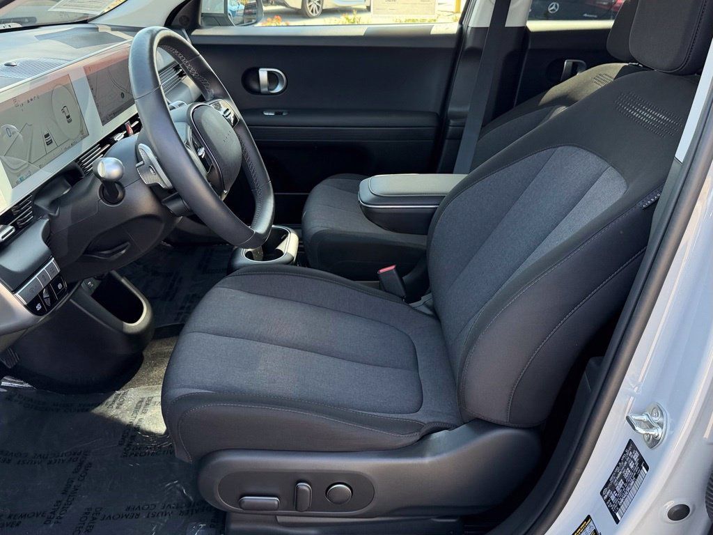 Used 2024 Hyundai Ioniq 5 SEL RWD image 16