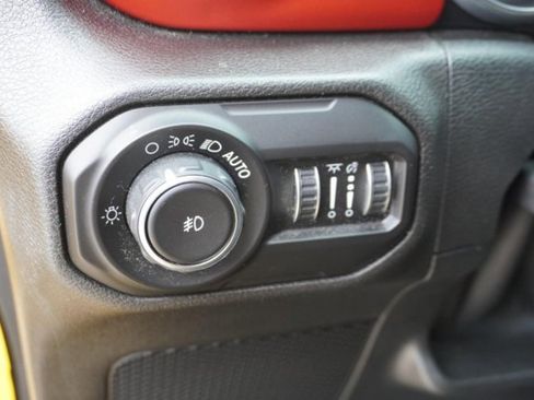 Used 2020 Jeep Wrangler Unlimited Rubicon AWD/4WD image 19