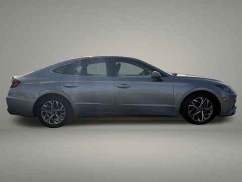 Used 2022 Hyundai Sonata SEL w/ Convenience Package image 6