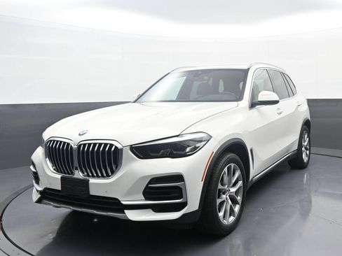 Used 2023 BMW X5 xDrive40i w/ Luxury Seating Package AWD/4WD image 1