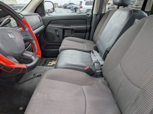 Used 2004 Dodge Ram 1500 Truck ST image 13