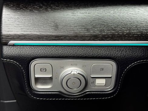 Used 2023 Mercedes-Benz GLS 450 4MATIC image 31