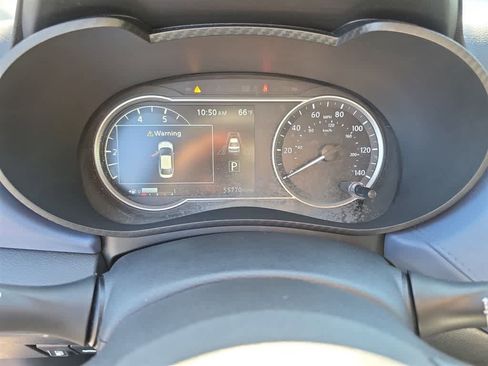 Used 2023 Nissan Versa SV FWD image 20
