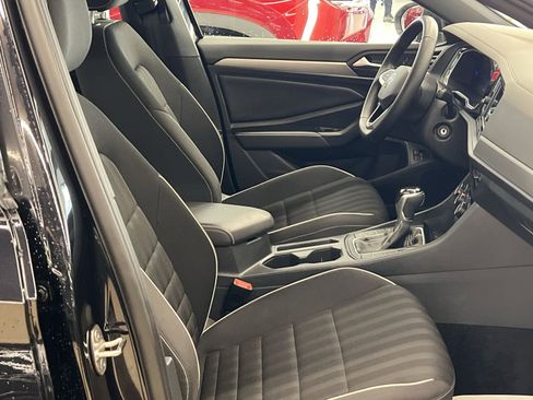 Used 2024 Volkswagen Jetta Sport image 25