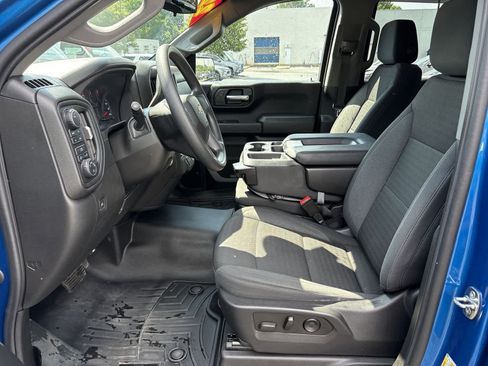 Used 2022 Chevrolet Silverado 1500 Custom AWD/4WD image 18