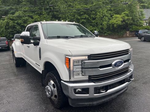 Used 2018 Ford F350 King Ranch w/ King Ranch Ultimate Package AWD/4WD image 1