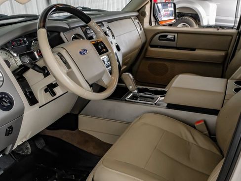 Used 2014 Ford Expedition EL Limited w/ Equipment Group 301A AWD/4WD image 14
