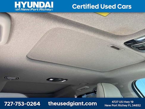 Certified 2022 Hyundai Palisade Limited image 8