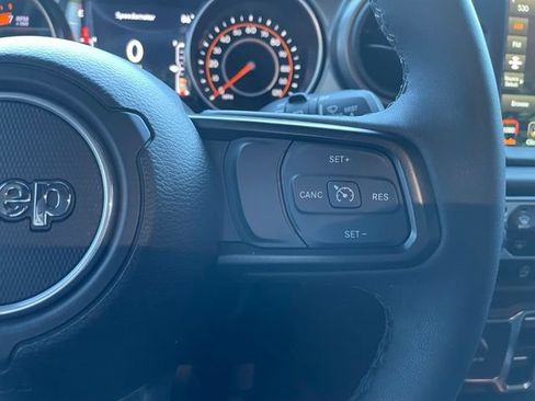 Used 2023 Jeep Wrangler Unlimited Sport AWD/4WD image 15