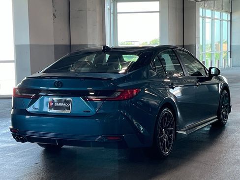 Used 2025 Toyota Camry XSE FWD image 11
