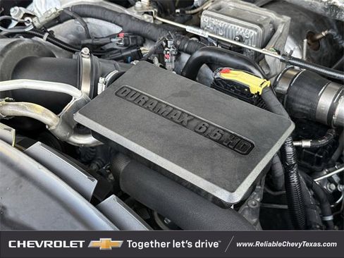 Used 2022 GMC Sierra 2500 AT4 image 40