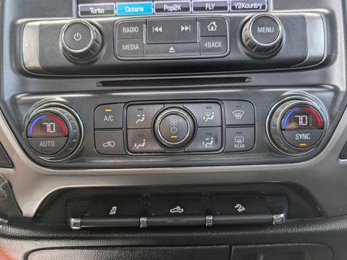 Used 2018 Chevrolet Silverado 1500 LT w/ All Star Edition AWD/4WD image 24