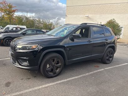Used 2023 Jeep Cherokee Altitude Lux w/ Lux Elite Package