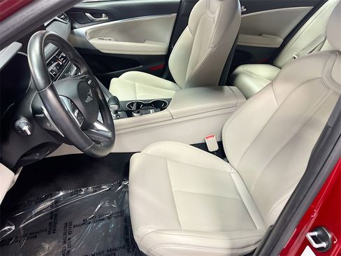 Used 2023 Genesis G70 2.0T image 22