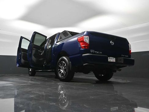 Used 2021 Nissan Titan SV w/ Accessory Utility Package AWD/4WD image 40
