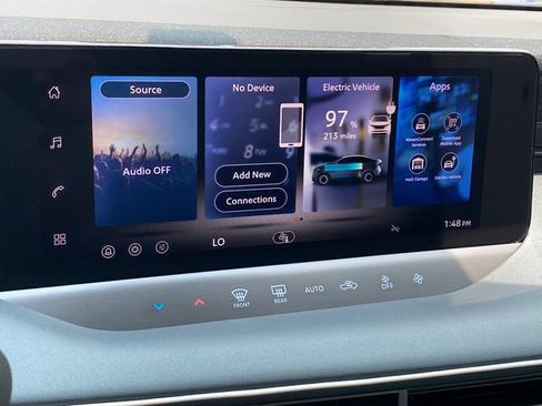 New 2026 Nissan Leaf FWD image 19