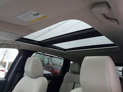 Certified 2024 MAZDA CX-90 Plug-In Hybrid w/ Premium Pkg image 17