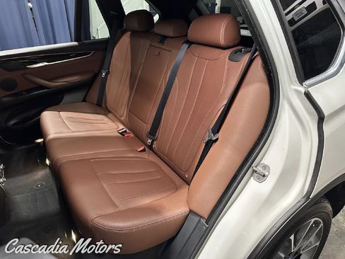 Used 2017 BMW X5 xDrive40e AWD/4WD image 15