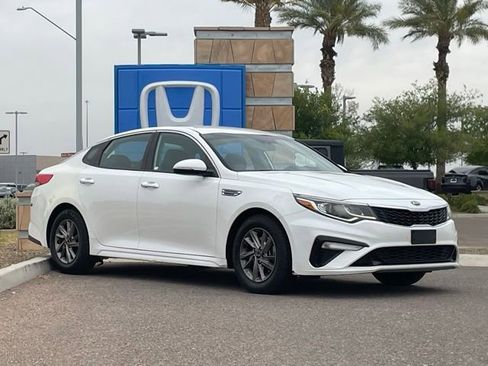 Used 2020 Kia Optima LX FWD image 3