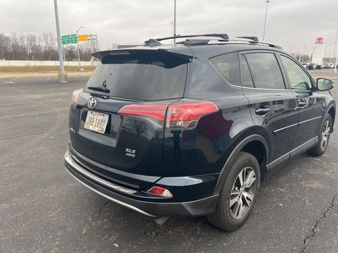 Used 2018 Toyota RAV4 XLE image 14