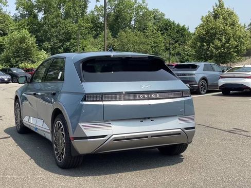 Used 2023 Hyundai Ioniq 5 Limited w/ Cargo Package image 6