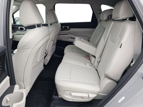 New 2026 Kia Sorento S FWD image 33